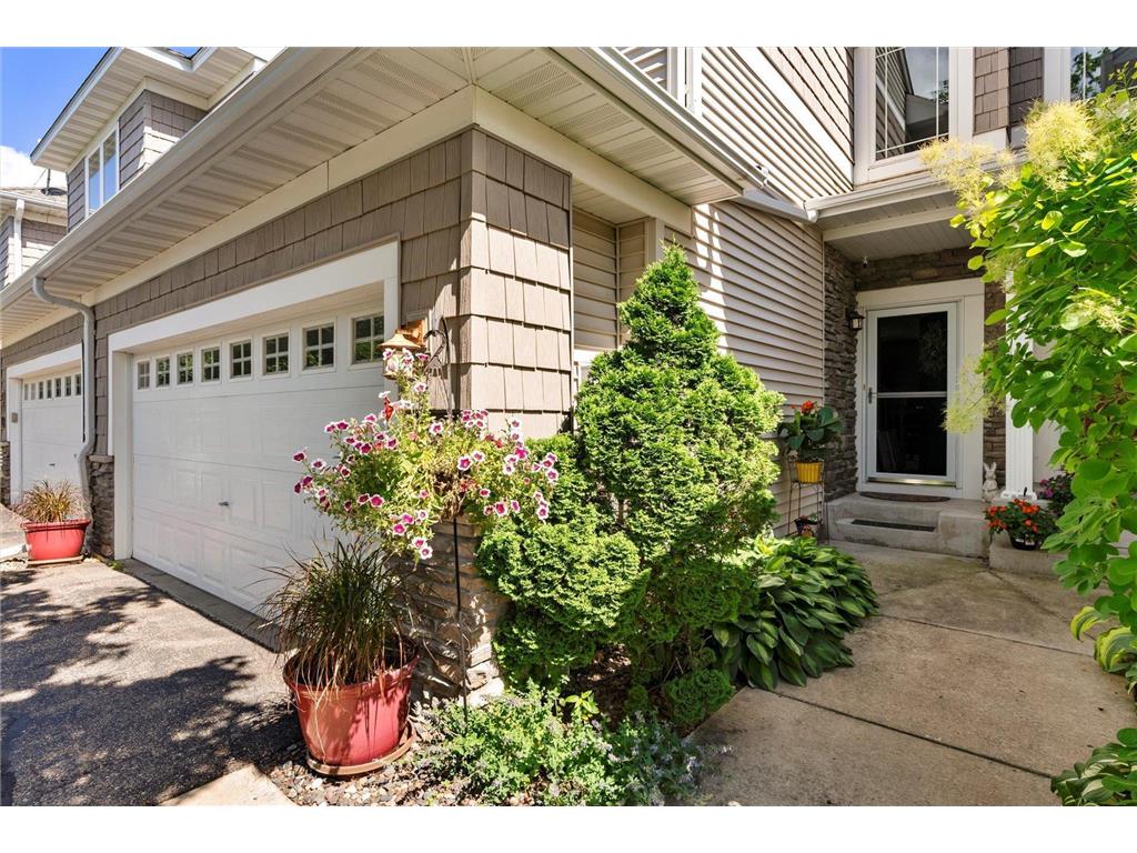 15891 Porchlight Lane Eden Prairie MN 55347 6563686 image1