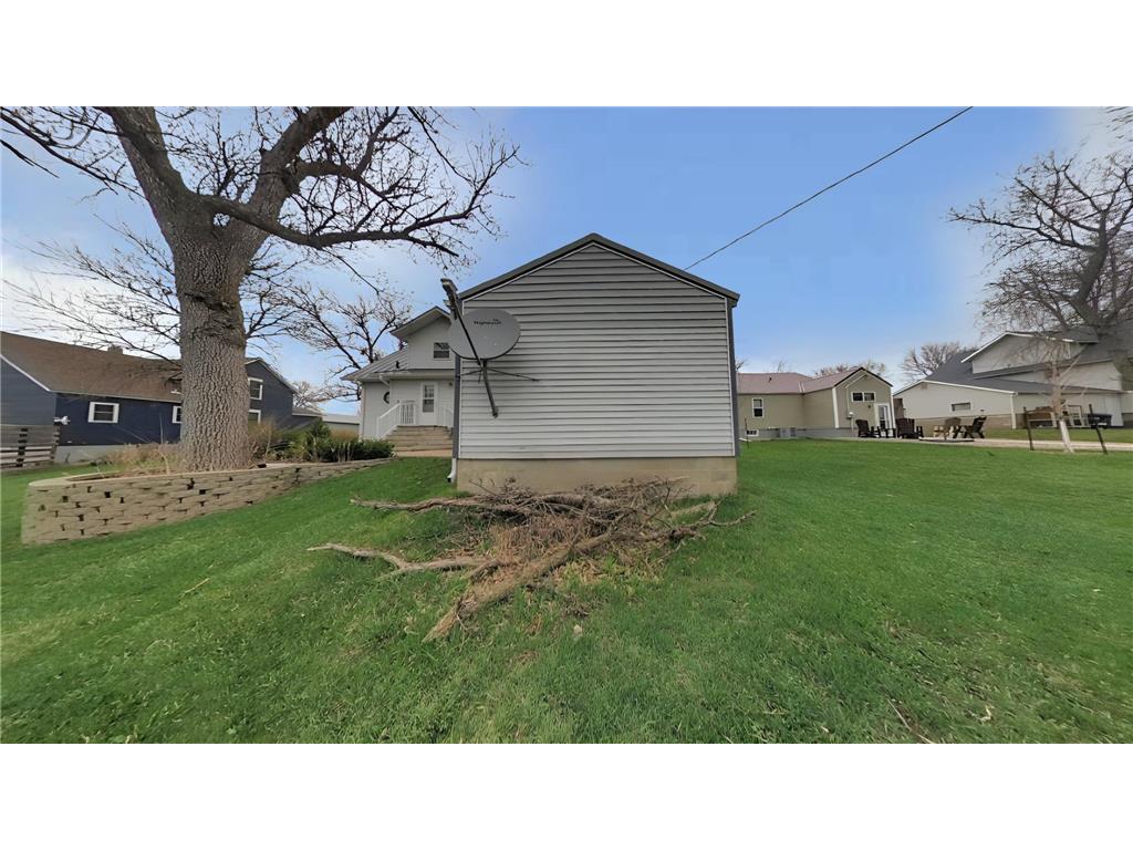 159 1st Avenue S Wood Lake MN 56297 7079970 image17