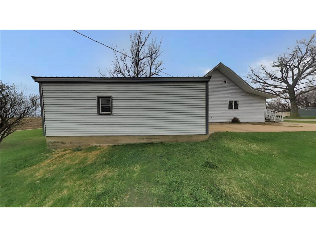 159 1st Avenue S Wood Lake MN 56297 7079970 image20