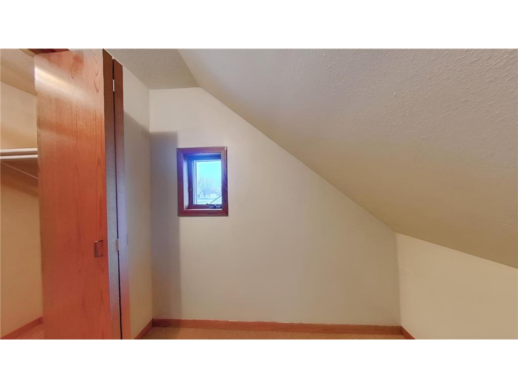 159 1st Avenue S Wood Lake MN 56297 7079970 image9
