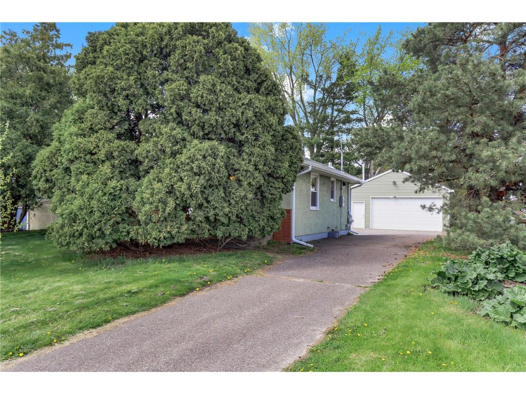 159 County Road C2 W Roseville MN 55113 7037447 image2