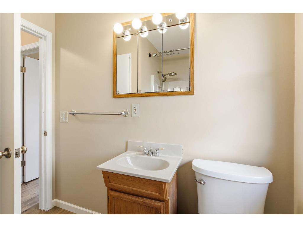 159 County Road C2 W Roseville MN 55113 7037447 image21