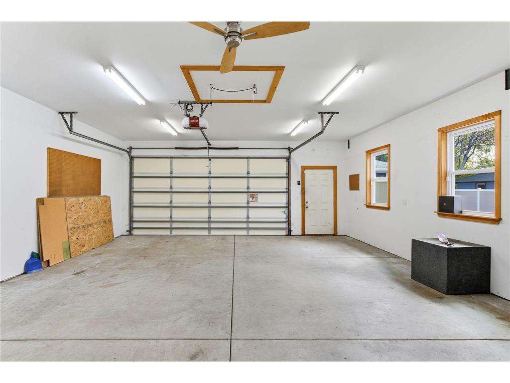 159 County Road C2 W Roseville MN 55113 7037447 image26