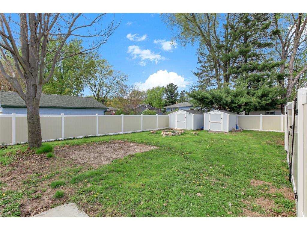 159 County Road C2 W Roseville MN 55113 7037447 image27