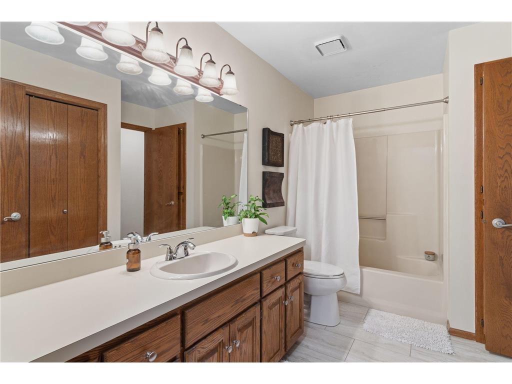 1590 Goose Lake Road Gem Lake MN 55110 7070461 image31