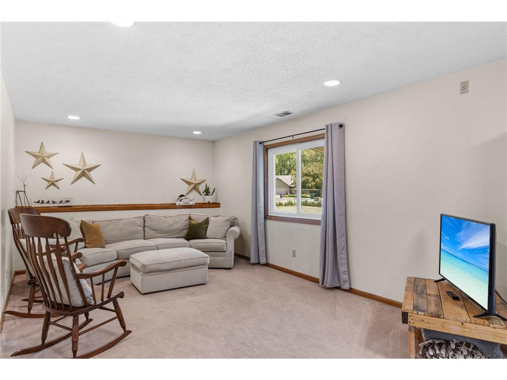 1590 Goose Lake Road Gem Lake MN 55110 7070461 image37
