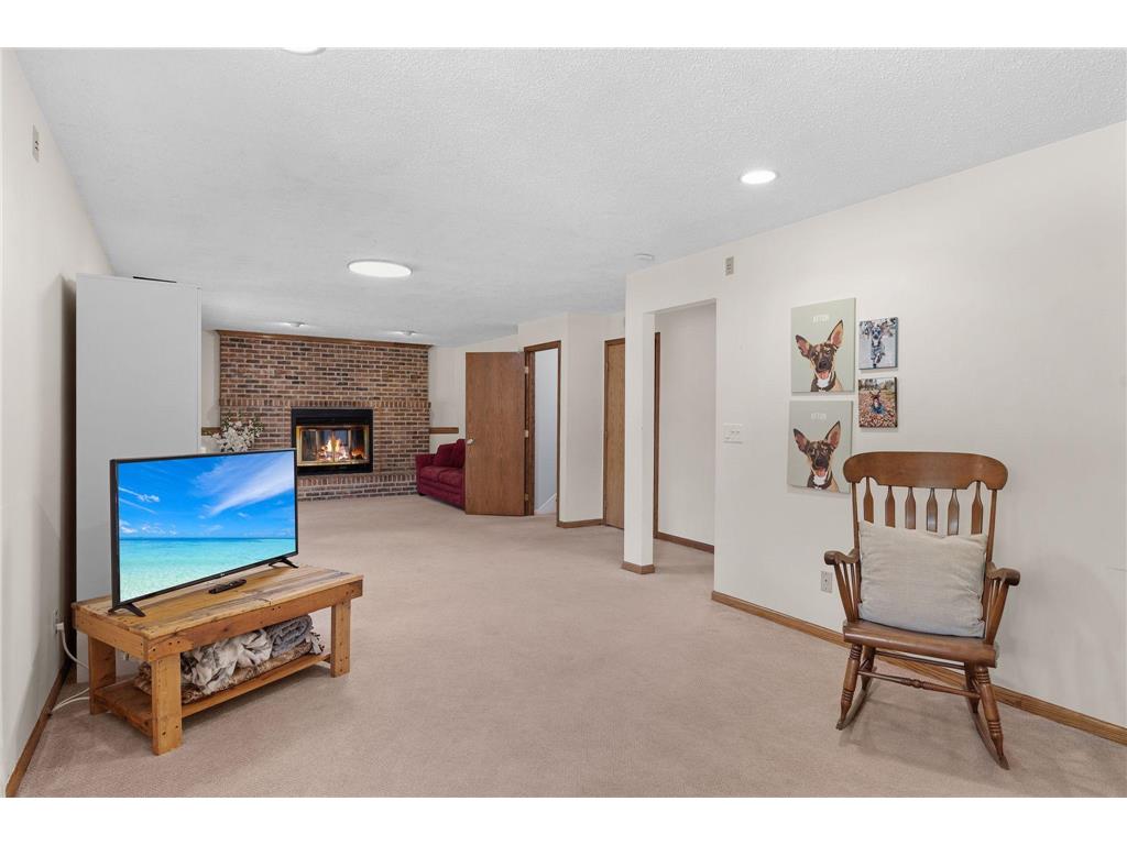 1590 Goose Lake Road Gem Lake MN 55110 7070461 image38