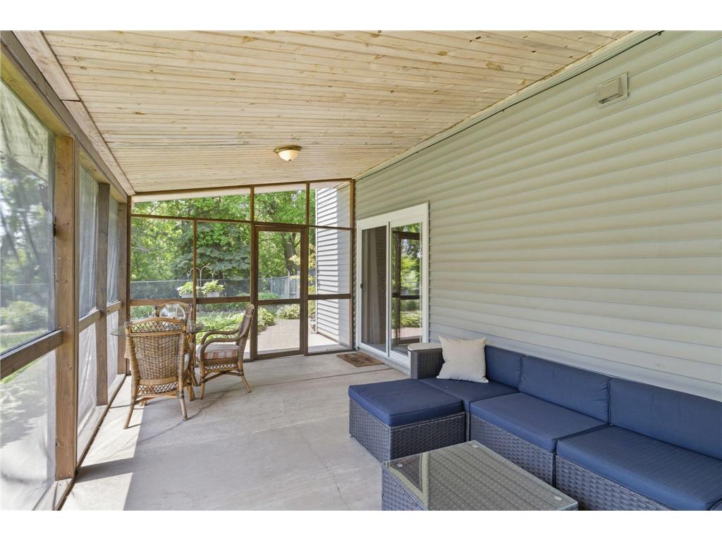 1590 Goose Lake Road Gem Lake MN 55110 7070461 image6