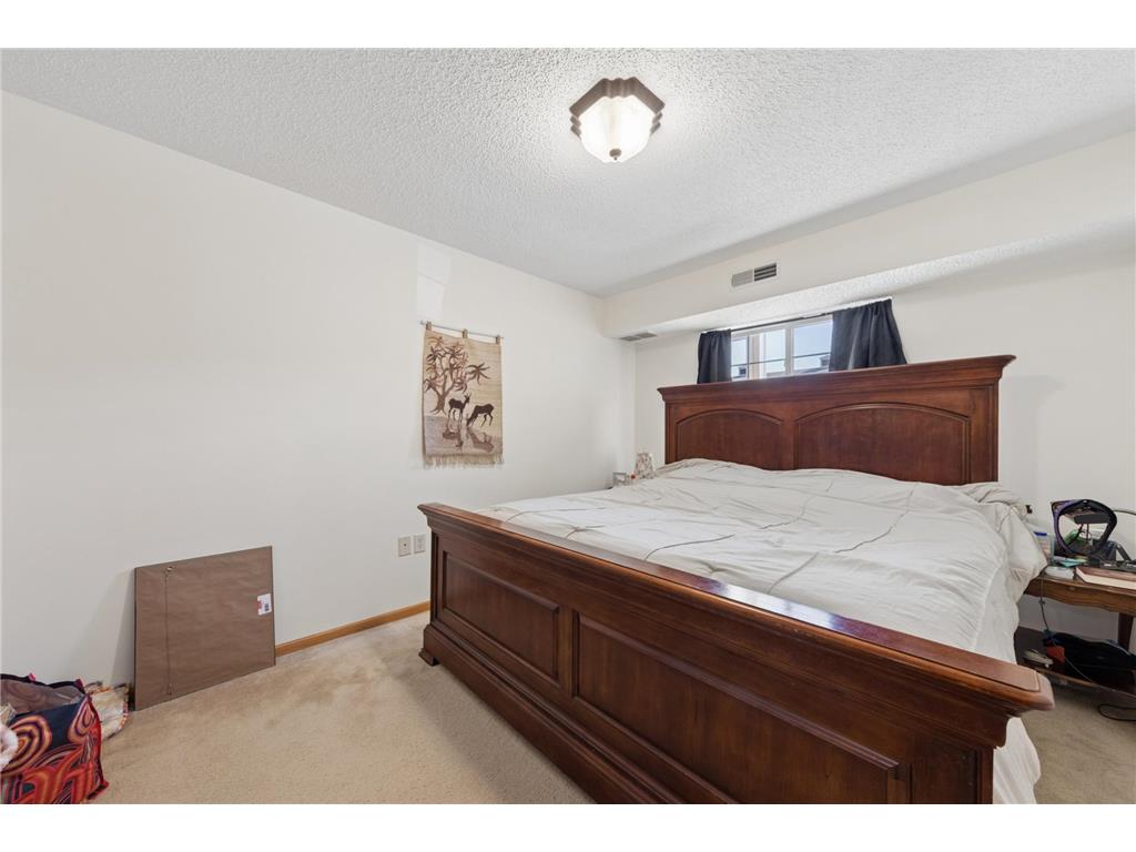 1590 Parkwood Drive #207 Woodbury MN 55125 7050272 image6
