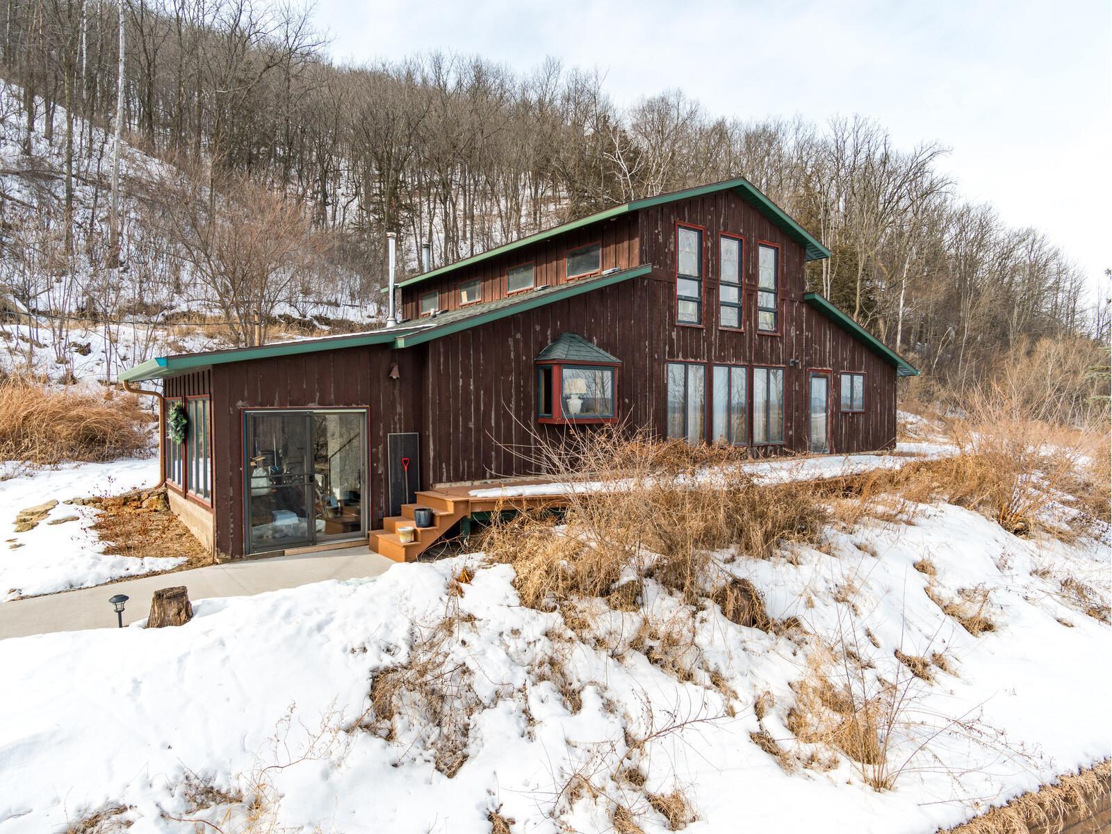 1590 US Highway 16, La Crescent, MN 55947 MLS 6153347 Edina Realty