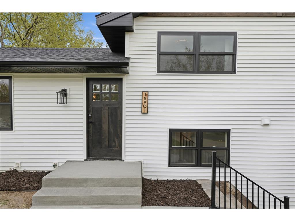15901 W 62nd Street Eden Prairie MN 55346 7060293 image3