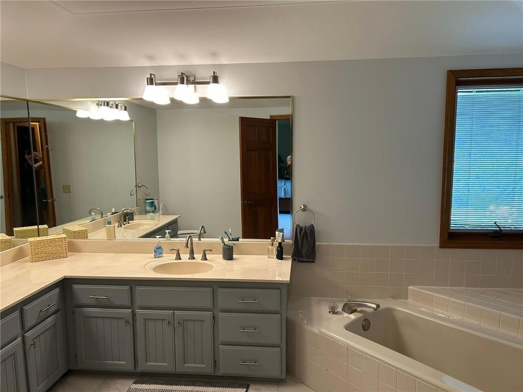 15904 Dawn Drive Minnetonka MN 55345 6776757 image14