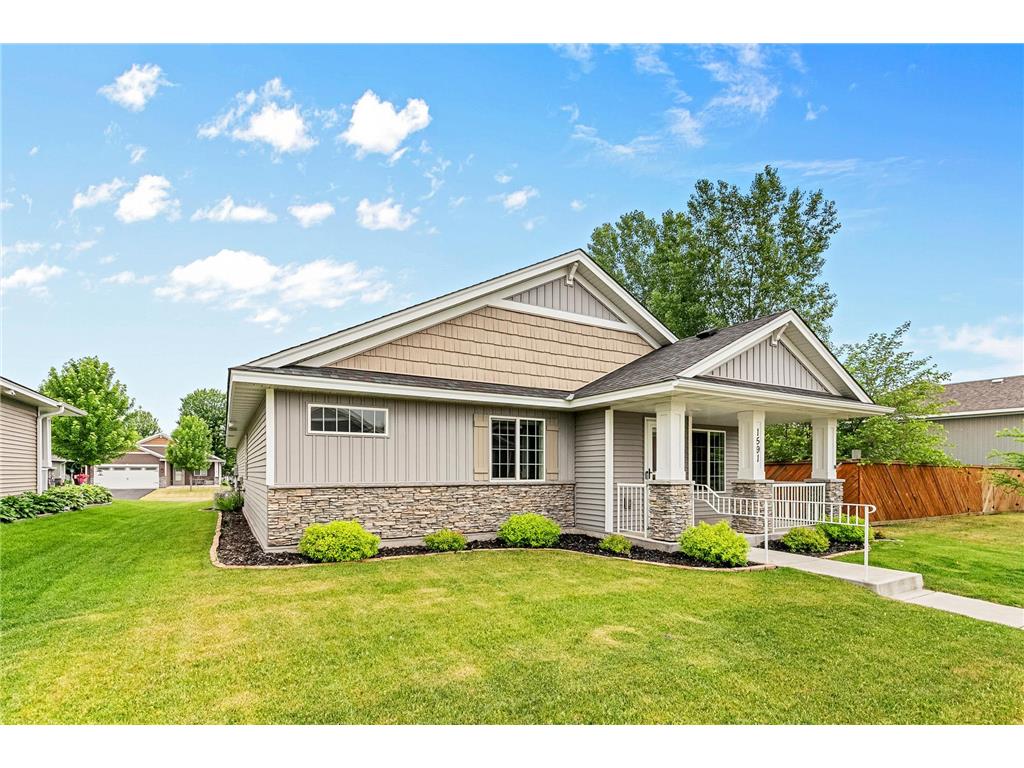 1591 Elm Street S Cambridge MN 55008 7080434 image2