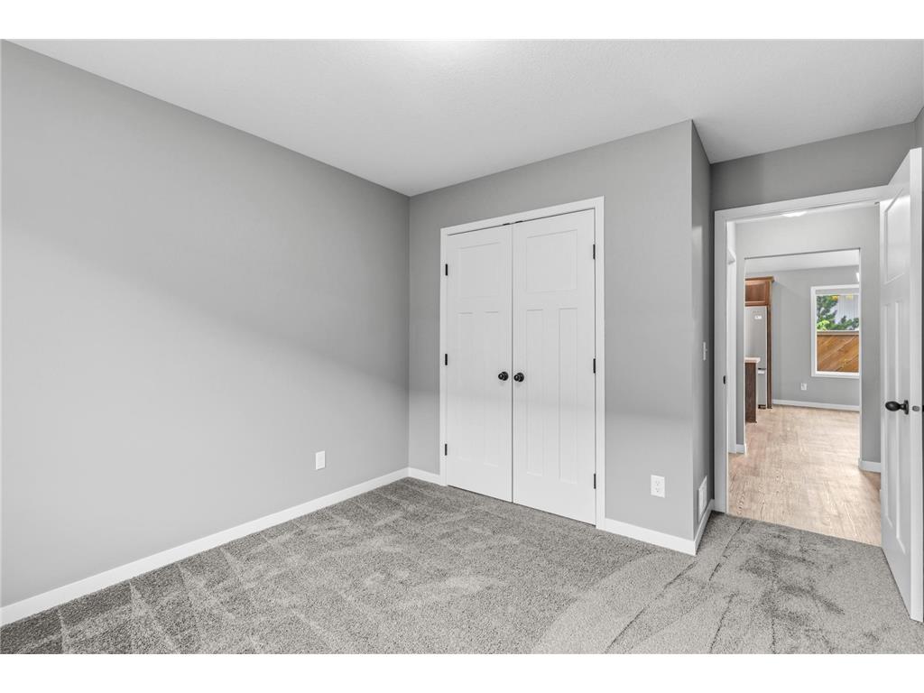1591 Elm Street S Cambridge MN 55008 7080434 image21