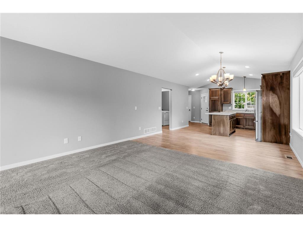 1591 Elm Street S Cambridge MN 55008 7080434 image6