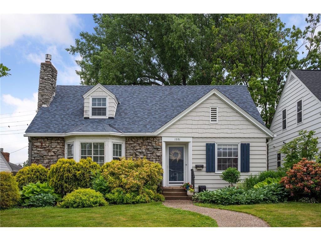 1591 Pinehurst Avenue, Saint Paul, MN, 55116 MLS 6218960 Edina Realty