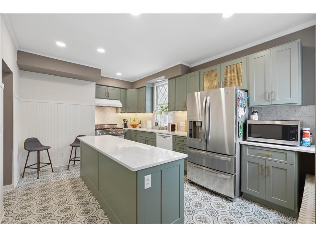 1591 Summit Avenue Saint Paul MN 55105 7013780 image12