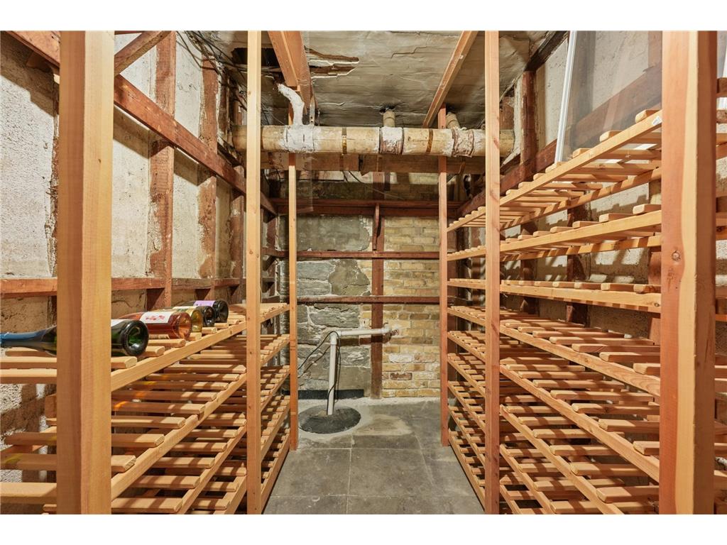 1591 Summit Avenue Saint Paul MN 55105 7013780 image45