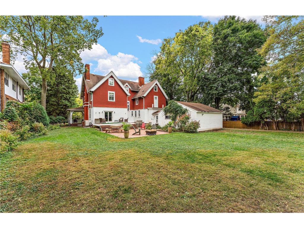 1591 Summit Avenue Saint Paul MN 55105 7013780 image5