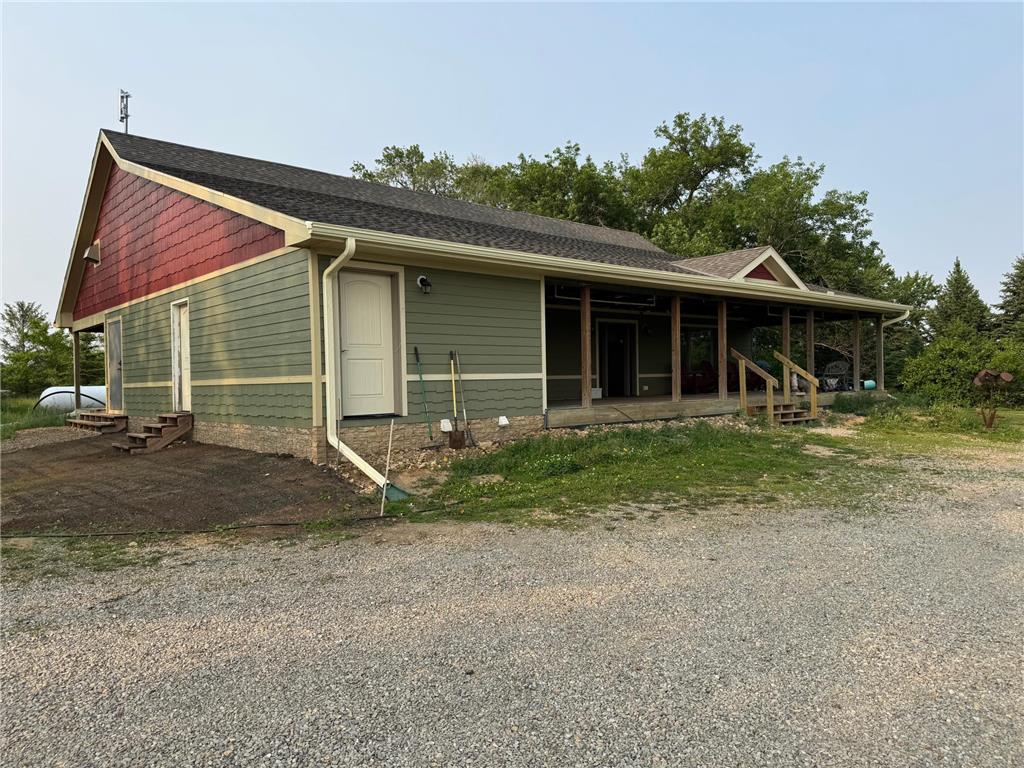 15913 810th Avenue Glenville MN 56036 6726073 image4