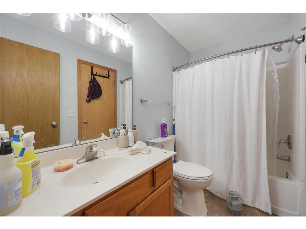 15918 Fjord Avenue Apple Valley MN 55124 7060418 image18