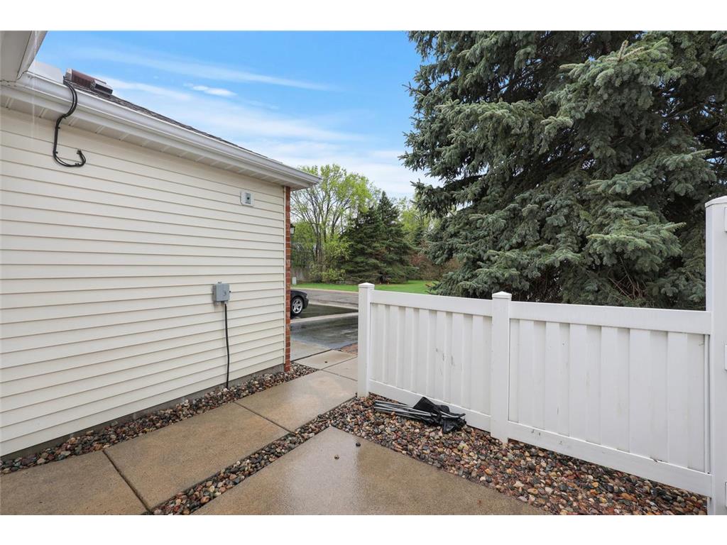 15918 Fjord Avenue Apple Valley MN 55124 7060418 image28
