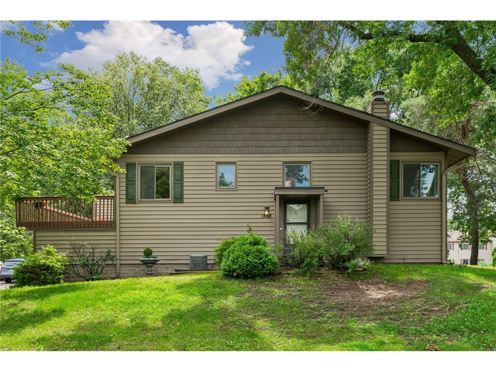 1592 Bellows Street West Saint Paul MN 55118 7104113 image2
