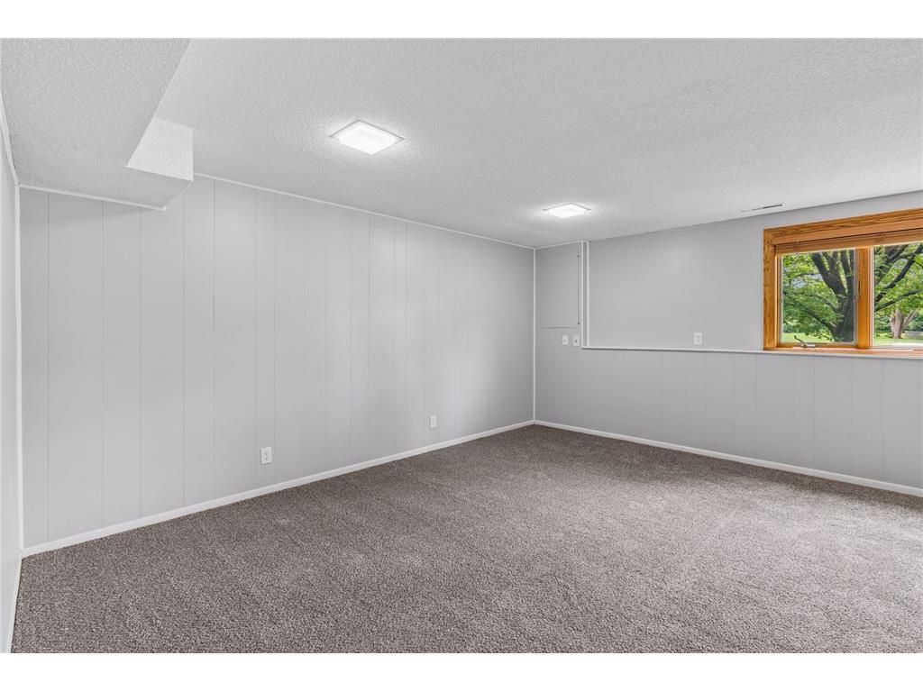 1592 Bellows Street West Saint Paul MN 55118 7104113 image27