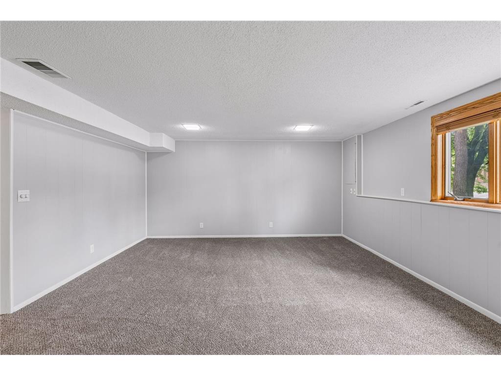 1592 Bellows Street West Saint Paul MN 55118 7104113 image28