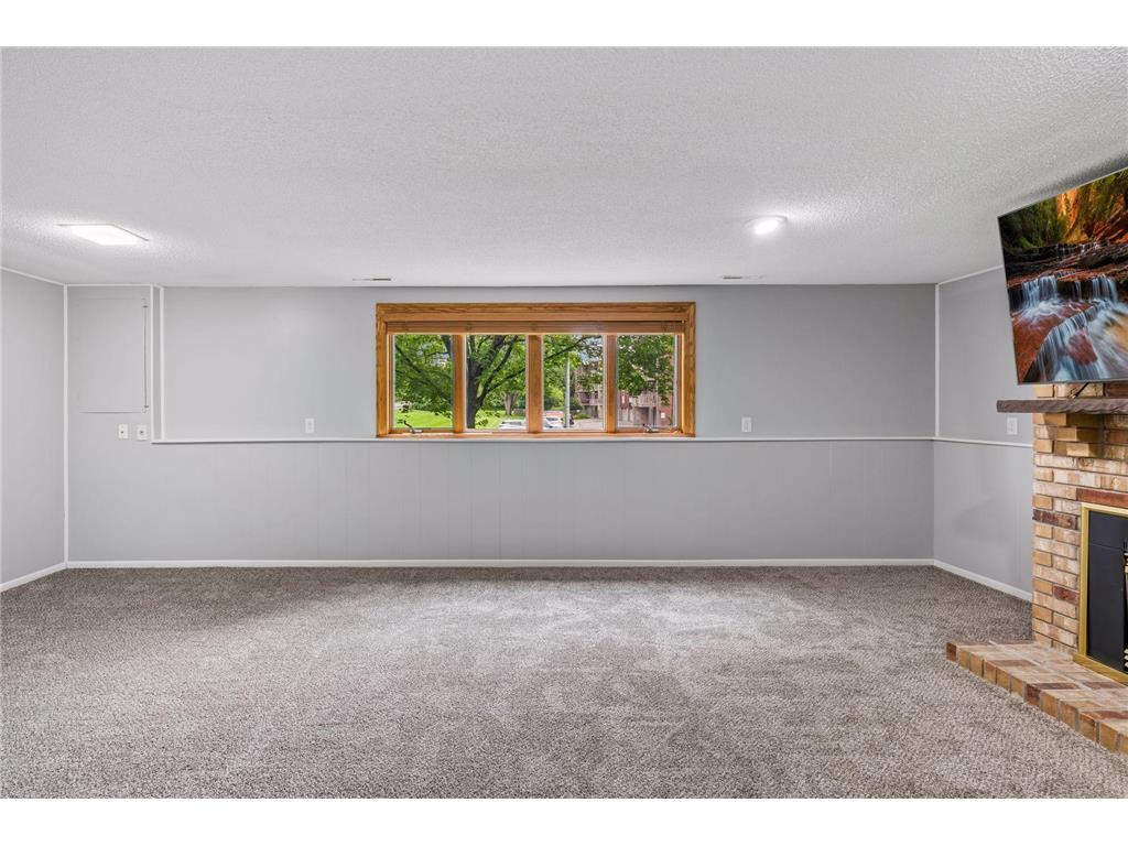 1592 Bellows Street West Saint Paul MN 55118 7104113 image29