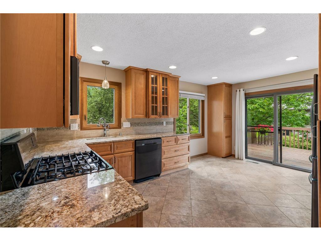 1592 Bellows Street West Saint Paul MN 55118 7104113 image3