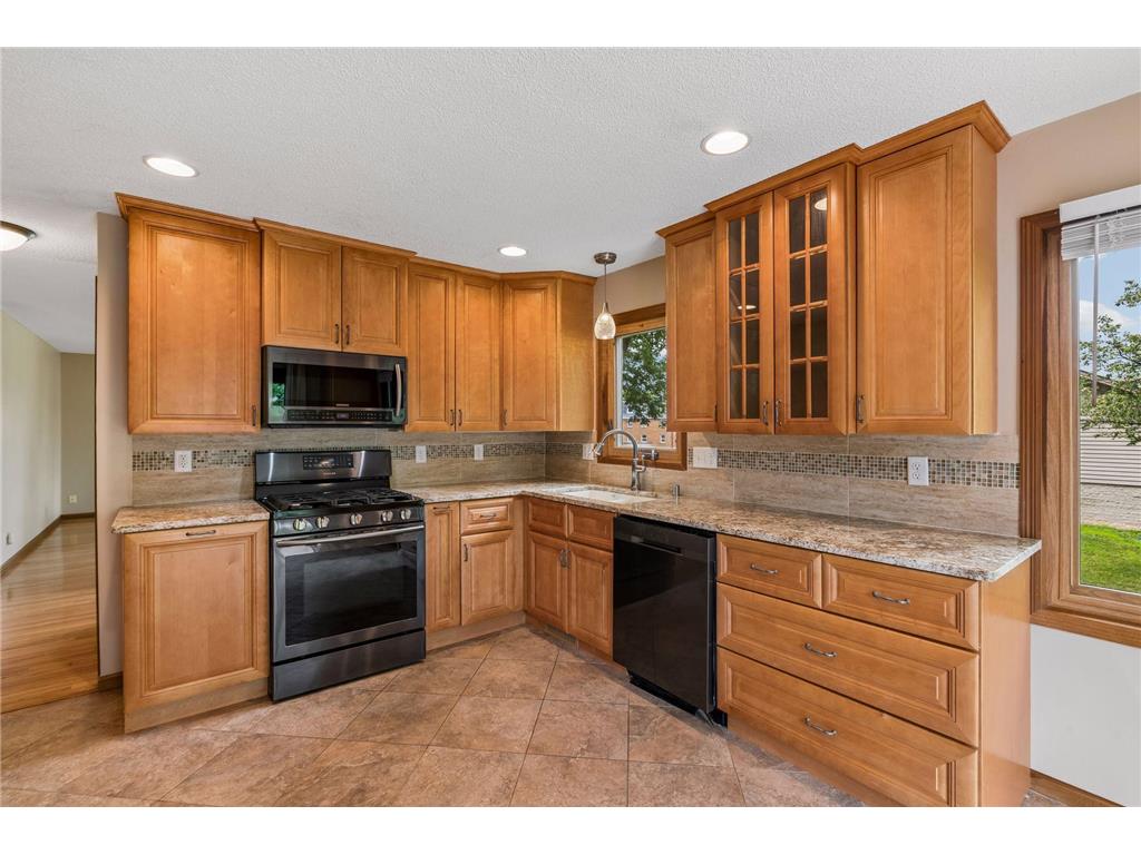 1592 Bellows Street West Saint Paul MN 55118 7104113 image4