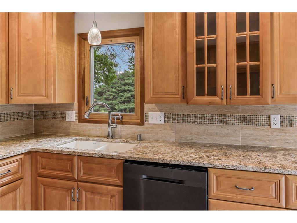 1592 Bellows Street West Saint Paul MN 55118 7104113 image7