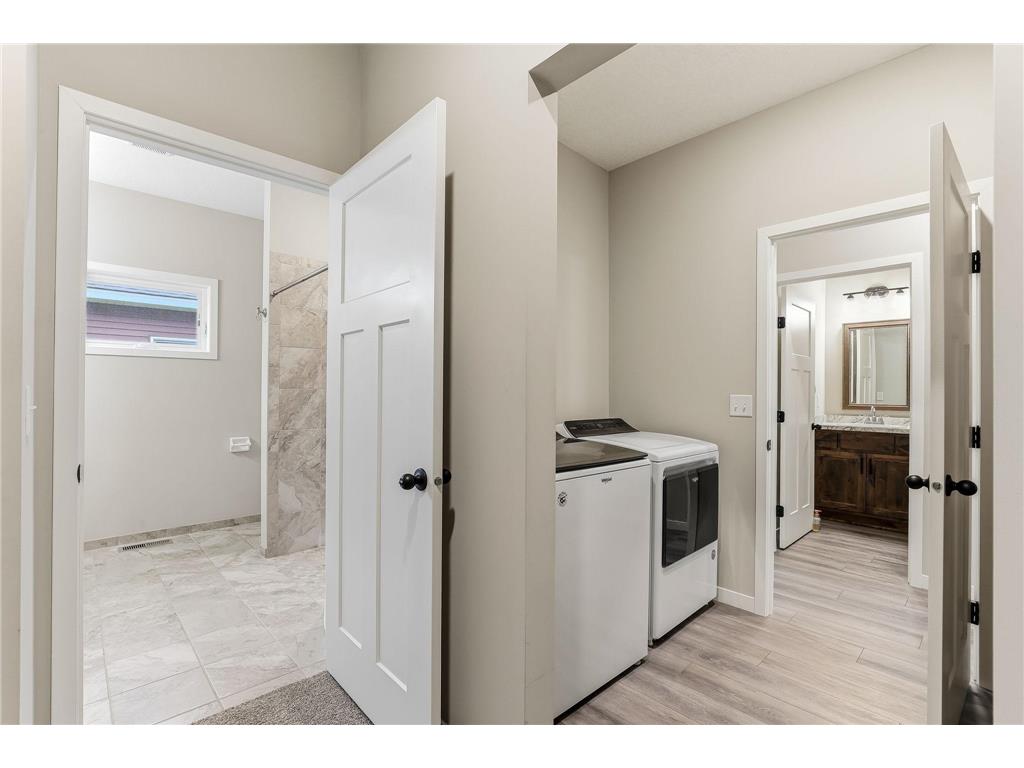 1592 Elm Street S Cambridge MN 55008 7059765 image17
