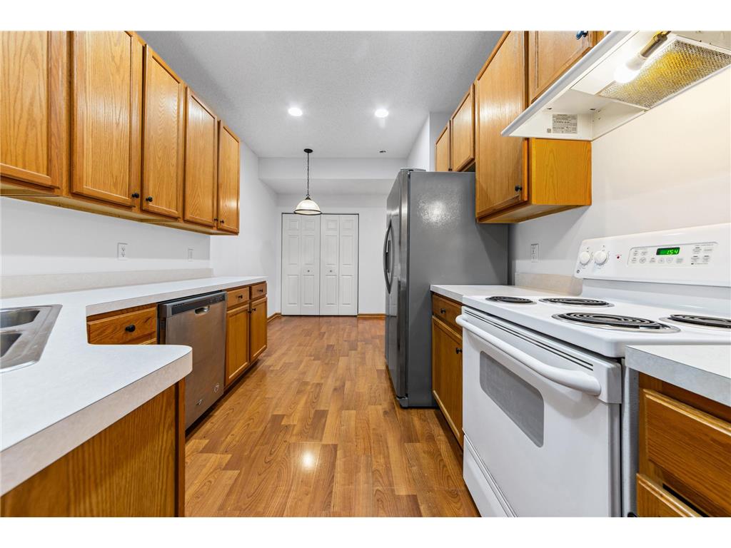 1592 Liberty Street Shakopee MN 55379 7051290 image12