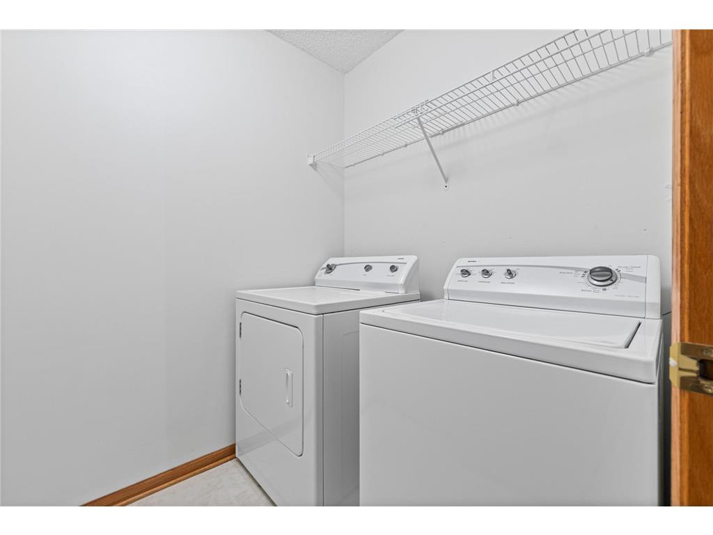 1592 Liberty Street Shakopee MN 55379 7051290 image38