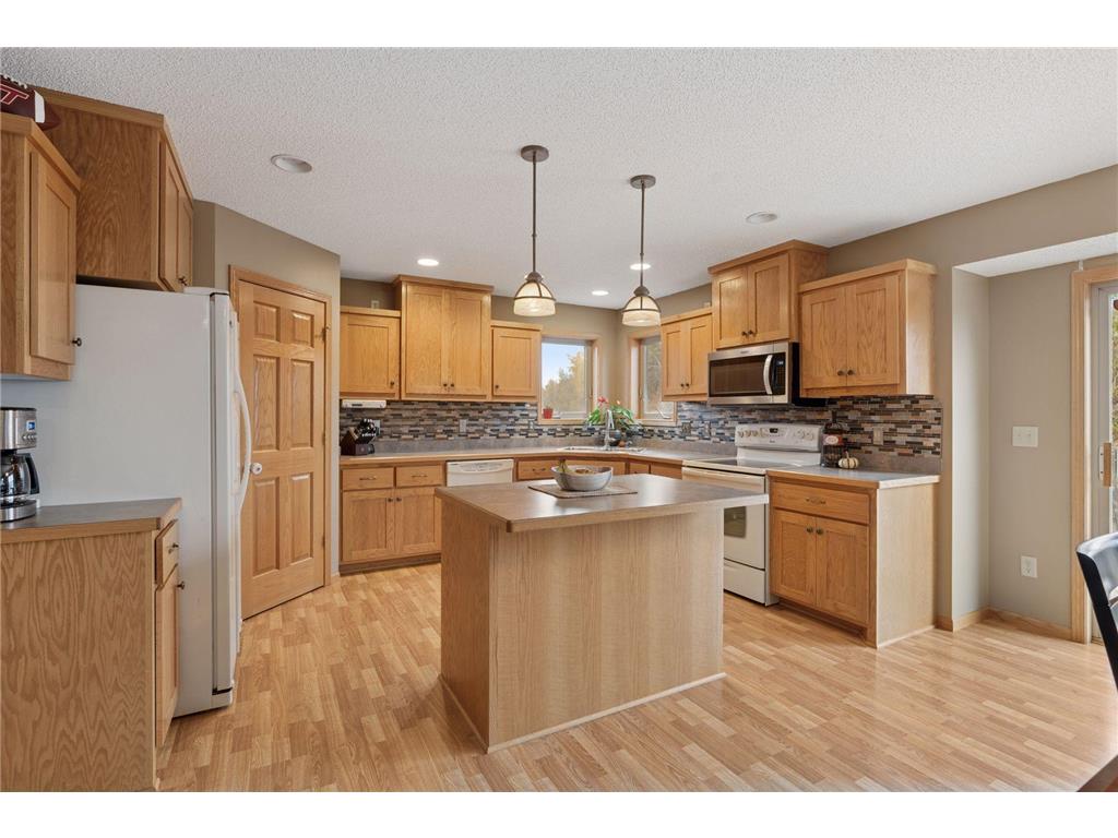 15922 Quince Street NW Andover MN 55304 7066047 image18