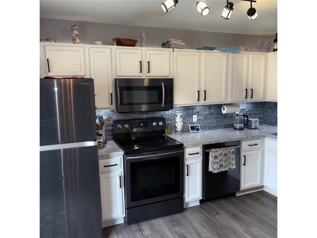 15929 Flotilla Trail #266 Apple Valley MN 55124 7083620 image6