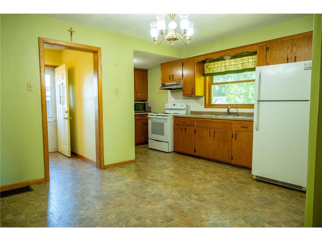 1593 N Pine Cone Road Sartell MN 56377 - Bakers 7092734 image58