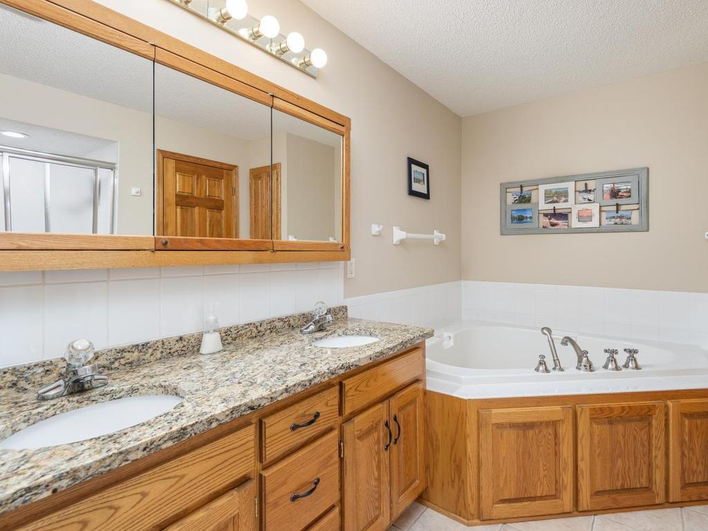 15930 38th Avenue N Plymouth MN 55446 7082645 image23