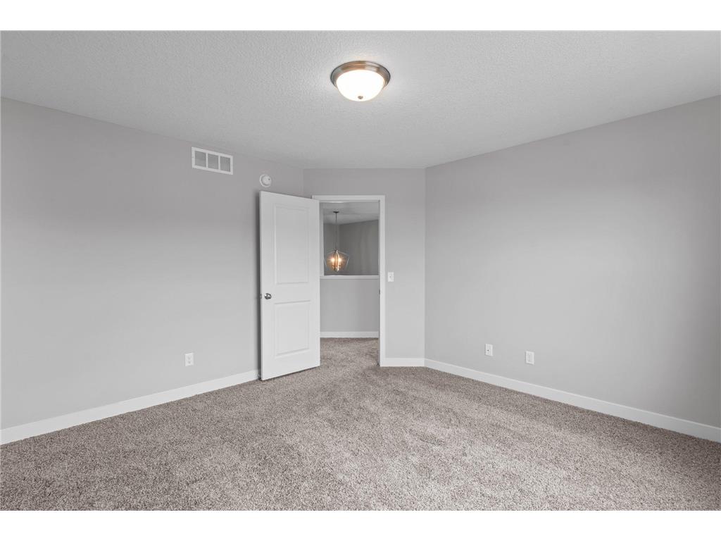 1595 76th Street W Inver Grove Heights MN 55077 6697714 image35