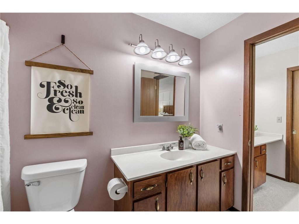 1595 Four Oaks Road Eagan MN 55121 6792739 image20