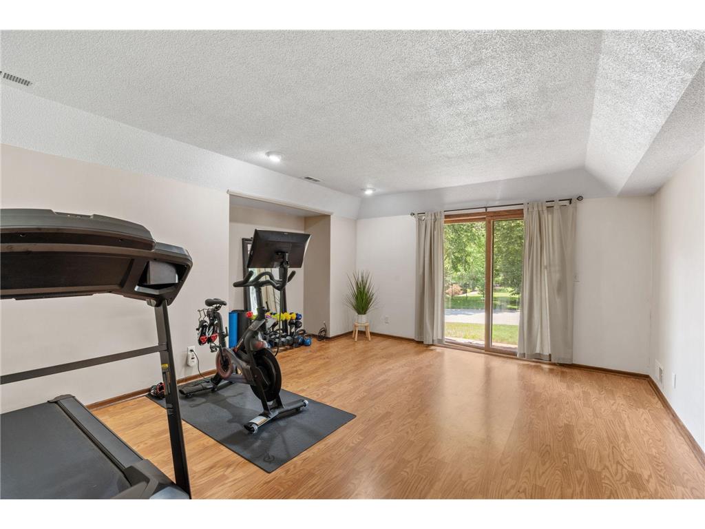 1595 Four Oaks Road Eagan MN 55121 6792739 image23