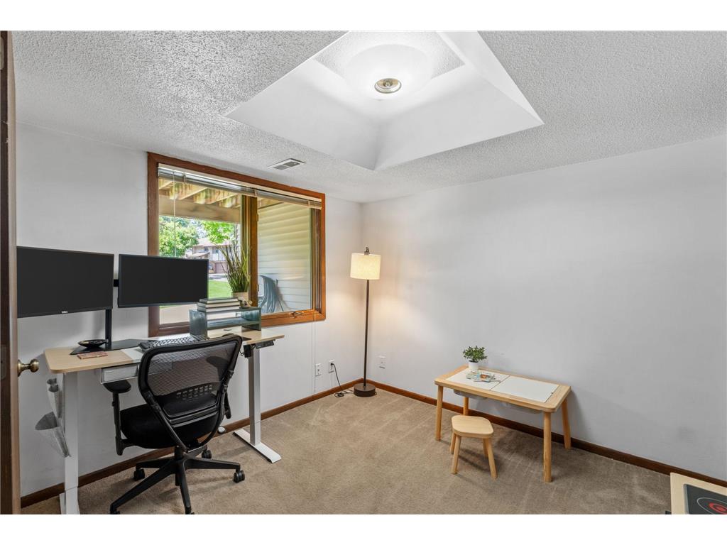 1595 Four Oaks Road Eagan MN 55121 6792739 image27