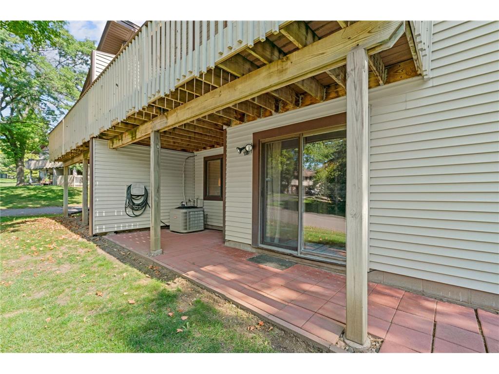 1595 Four Oaks Road Eagan MN 55121 6792739 image29