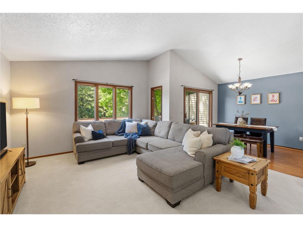 1595 Four Oaks Road Eagan MN 55121 6792739 image3
