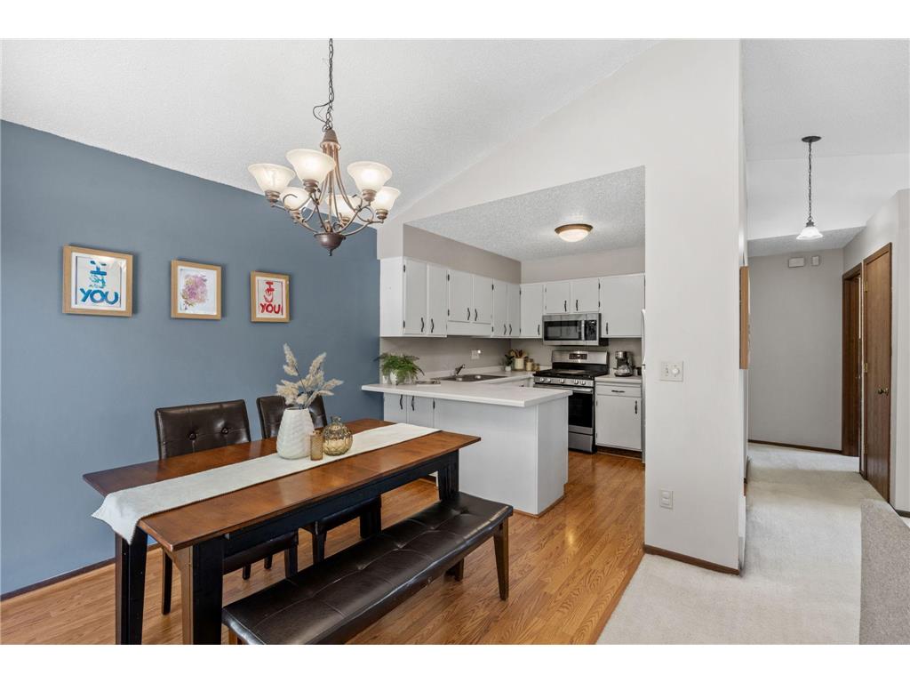 1595 Four Oaks Road Eagan MN 55121 6792739 image9