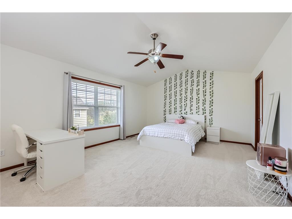 1595 Fox Hunt Way Victoria MN 55386 7005033 image14