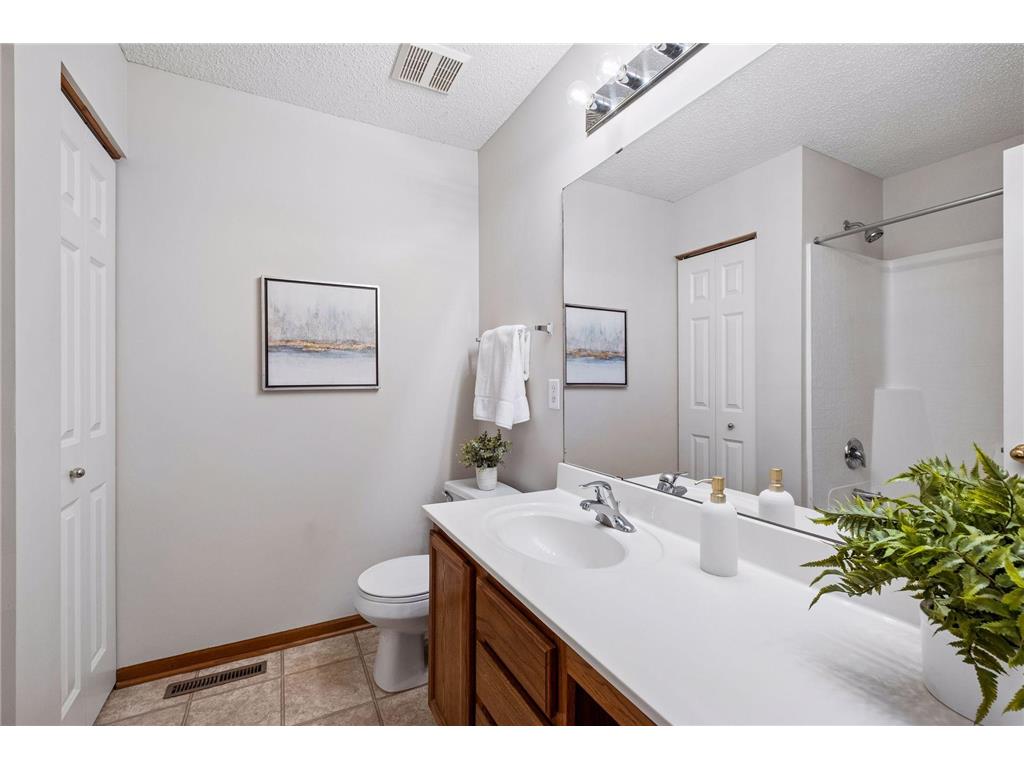 1595 Liberty Street Shakopee MN 55379 7086746 image26