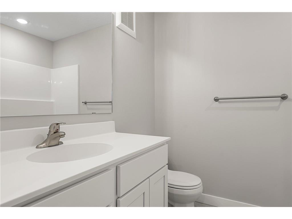 1596 76th Street W Inver Grove Heights MN 55077 6797794 image15